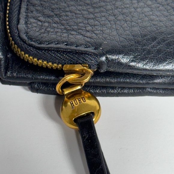 HOBO Black Textured Leather Wallet New Without Tags - Picture 9 of 11